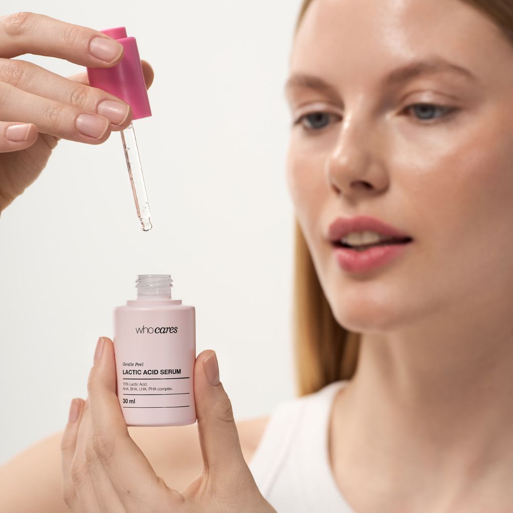 Незмивна сироватка-пілінг із молочною кислотою whocares Gentle Peel Lactic Acid Serum 30 ml