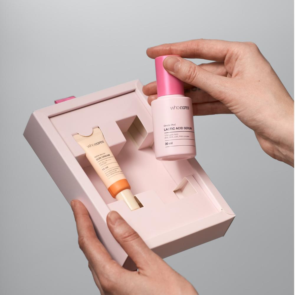 Набір засобів для обличчя whocares Gentle Peel Lactic Acid Serum x Bifida Barrier Sun Cream